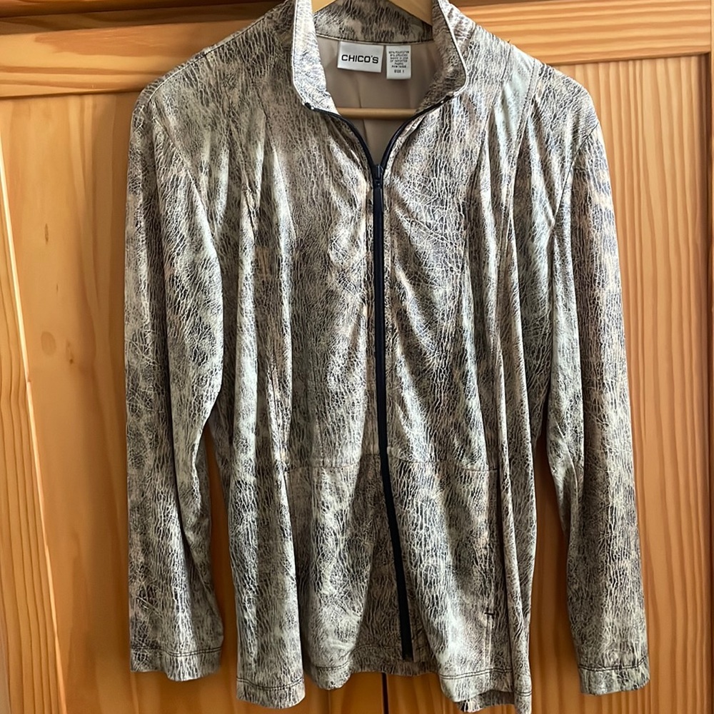 Chicos Snakeskin Print Stretch Zip Front Jacket